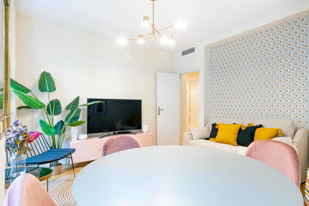 Luxury Belmont Puerta Del Sol Apartment Madrid Exterior foto