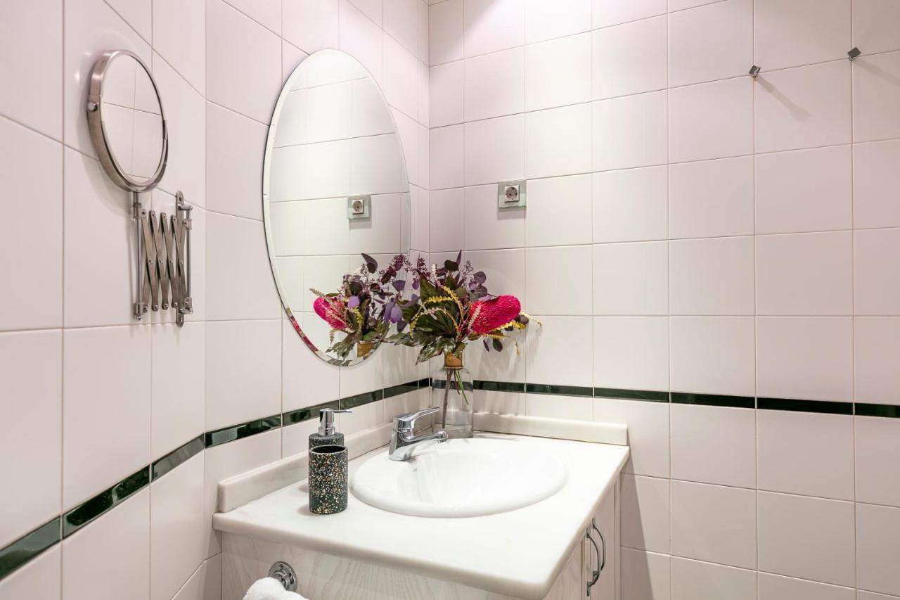 Luxury Belmont Puerta Del Sol Apartment Madrid Exterior foto